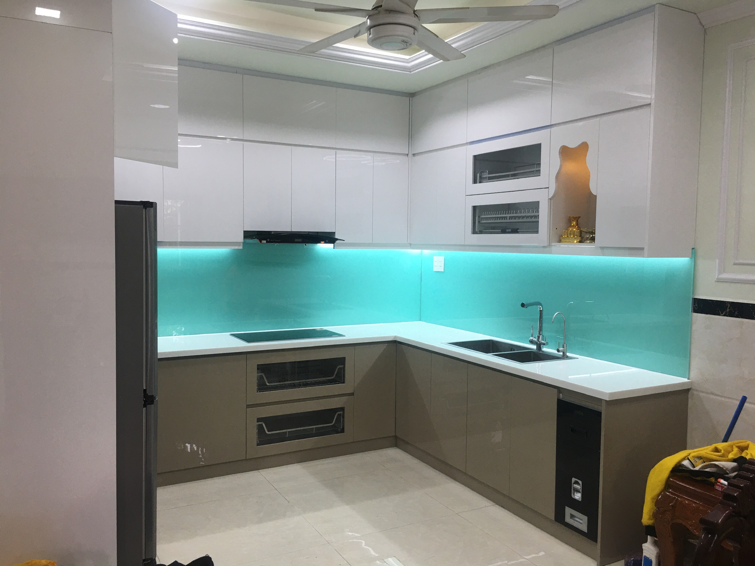 Tại sao bạn nên sử dụng  Máy Hút Mùi trong nhà bếp?