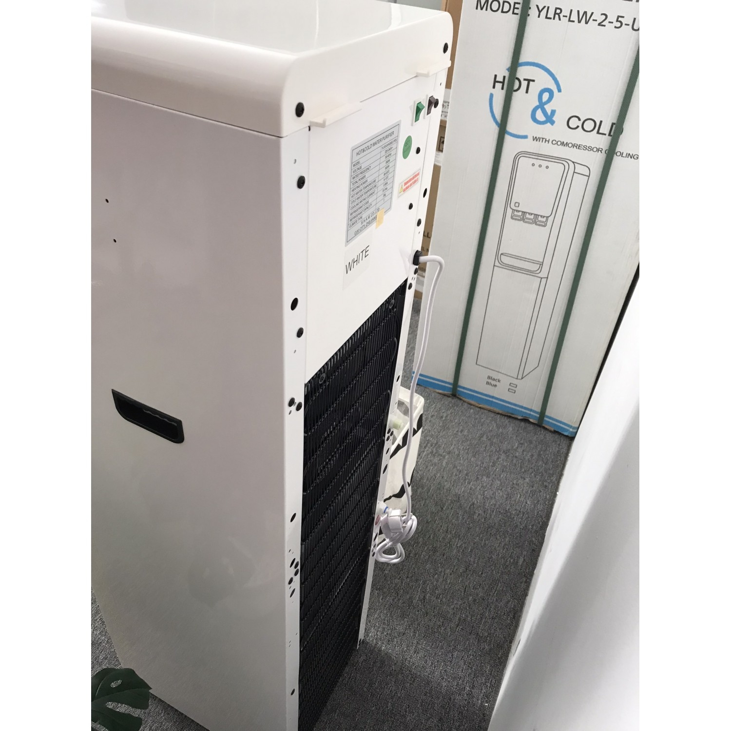 Máy lọc nước Maadela M300UF nóng-lạnh